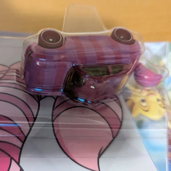 Disney Hot Wheels 100 Alice in Wonderland Cheshire cat character car brand New - Picture 7 of 10